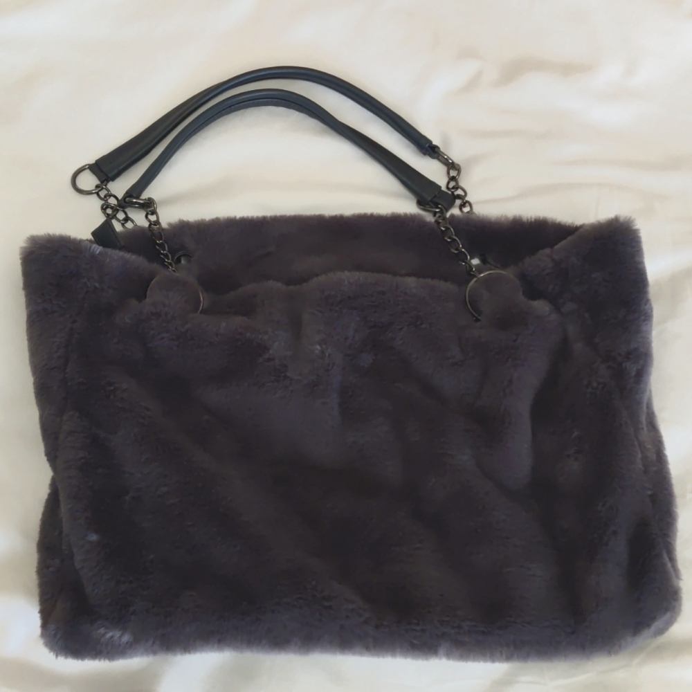 Fuzzy purse